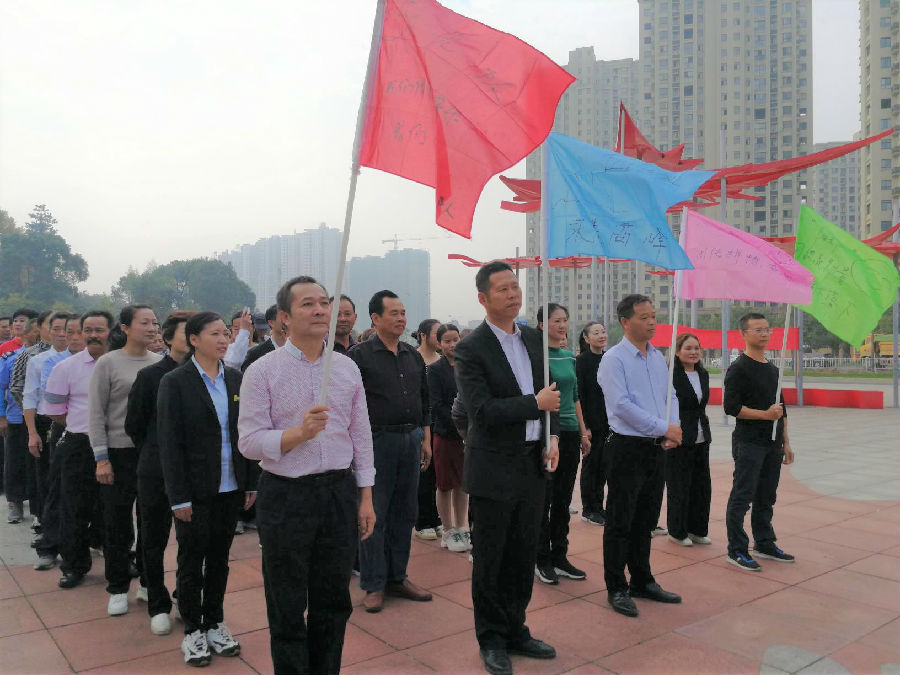 增強自信心，塑造凝聚力——君健物業開展員工拓展訓練活動 